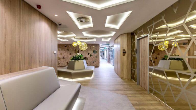 Medicare Eiffel Clinic Wartebereich